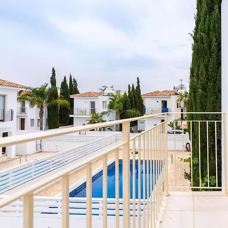 Stellar 3-bedroom And Pool In Villa Protaras
