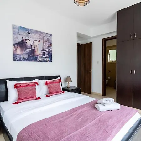 Stellar 3-bedroom And Pool In *