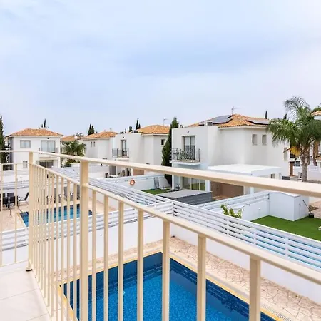 Stellar 3-bedroom And Pool In 别墅 普罗塔拉斯
